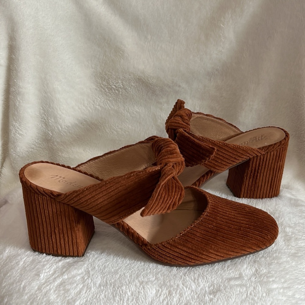 Madewell Suede brown mule in suede